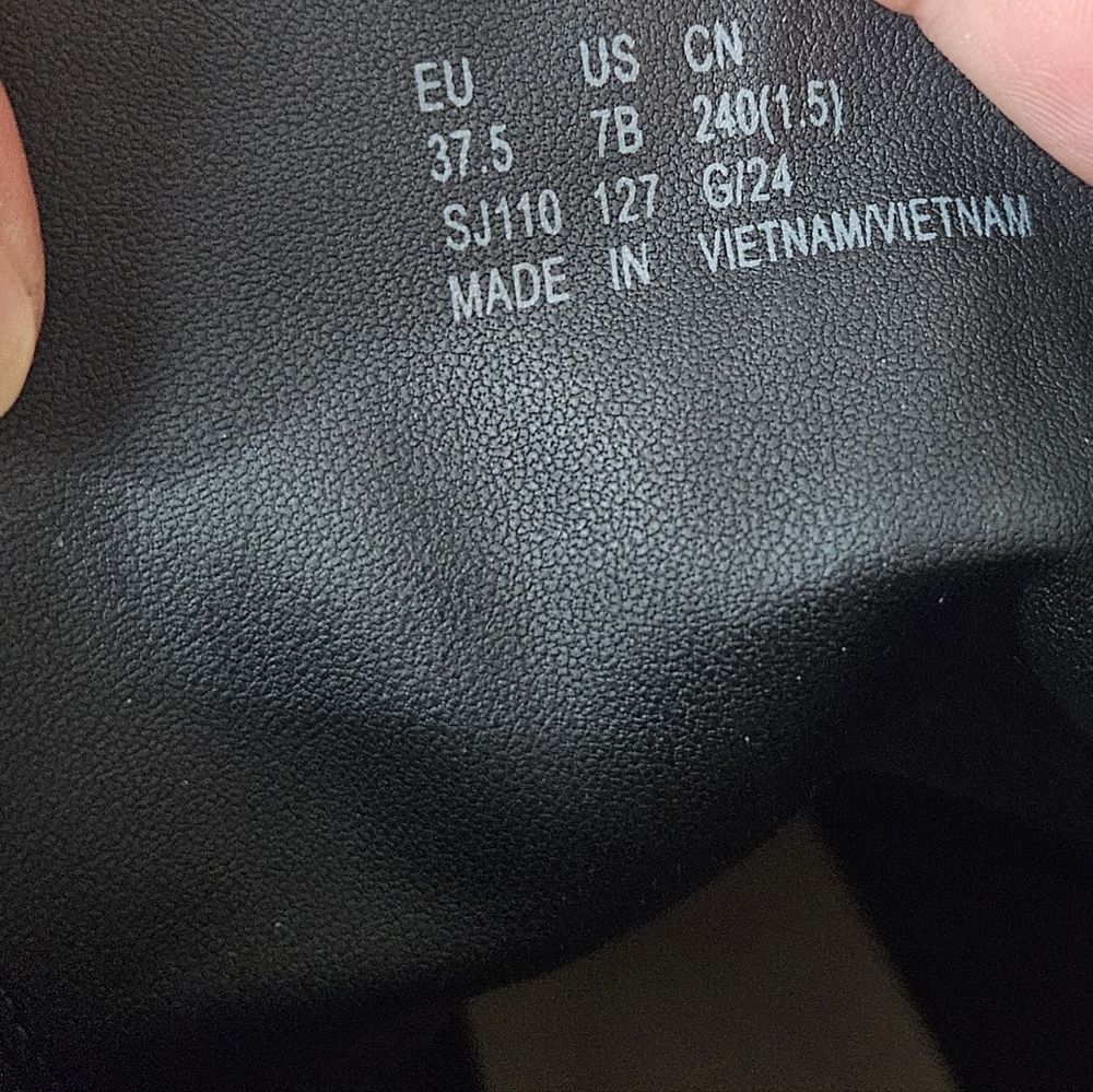 Stuart Weitzman Booties - Picture 9 of 16